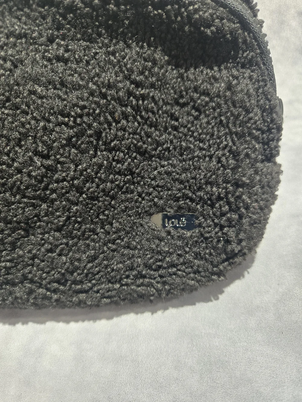Lolë Sherpa Belt Bag